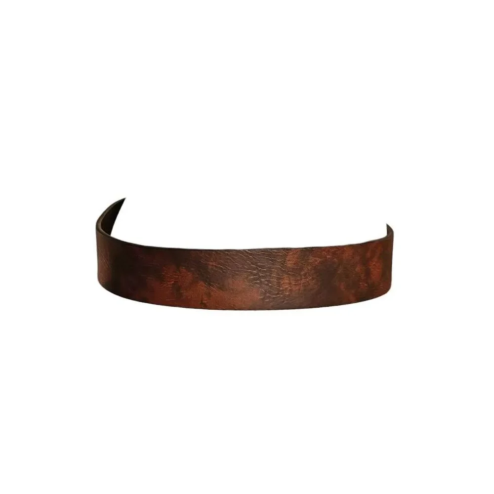 grunge mud-wash leather belt